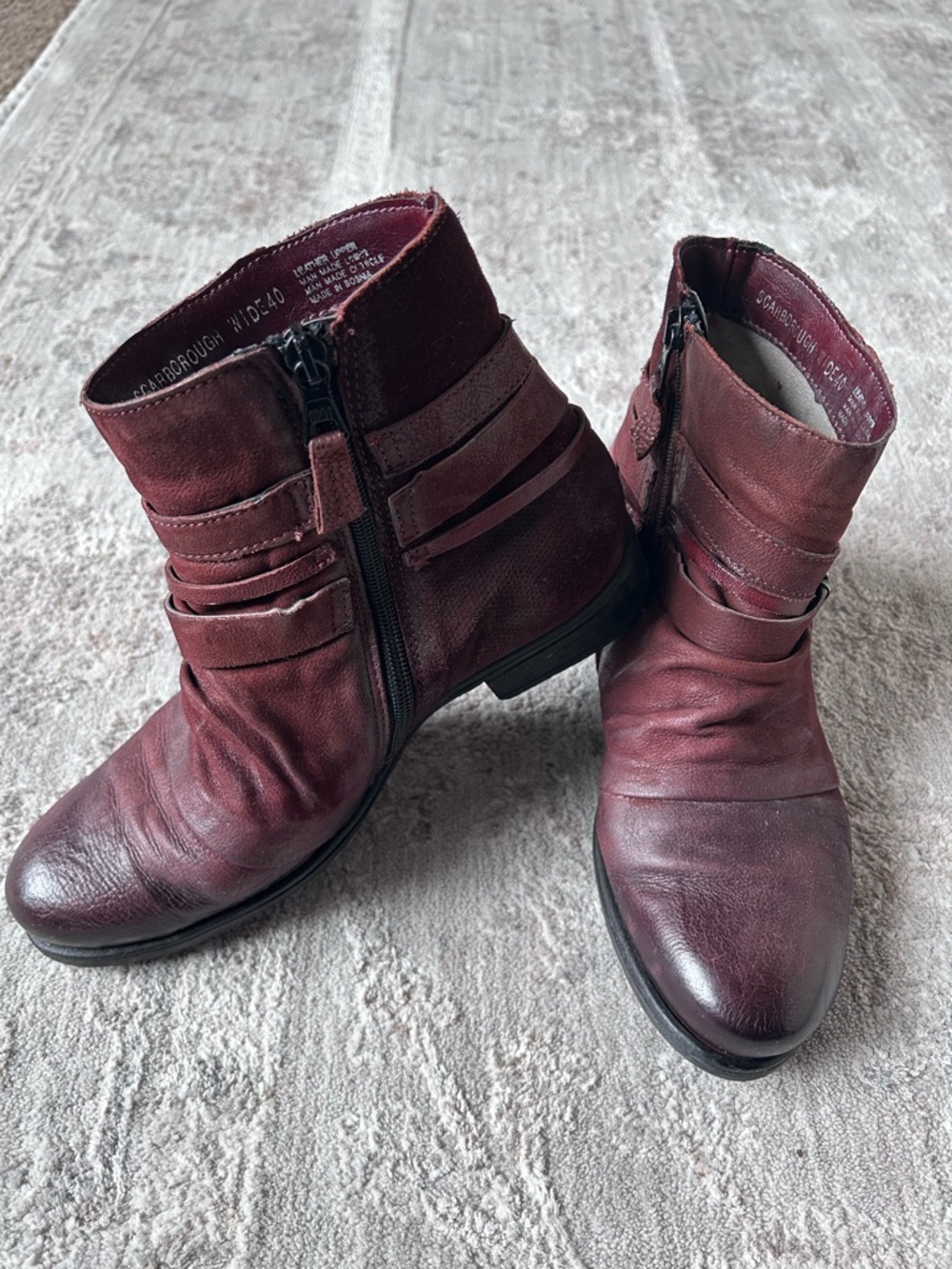 Miz Mooz Leather Ankle Side Zip Boots with Buckle Suzy Merlot 9-9.5W Scarborough - Picture 2 of 9
